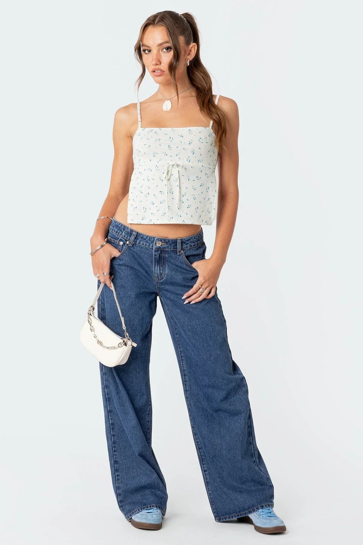 Low Waist Flared Jeans – Trendy & Flatterend